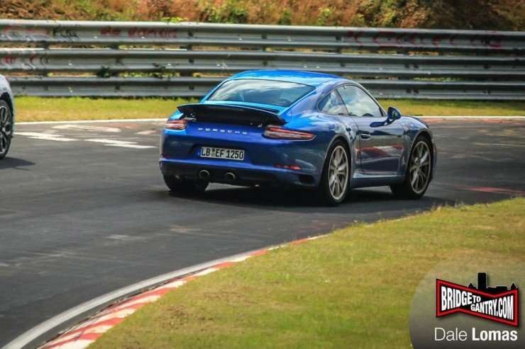 21072015-Car_2016_Porsche_911_02