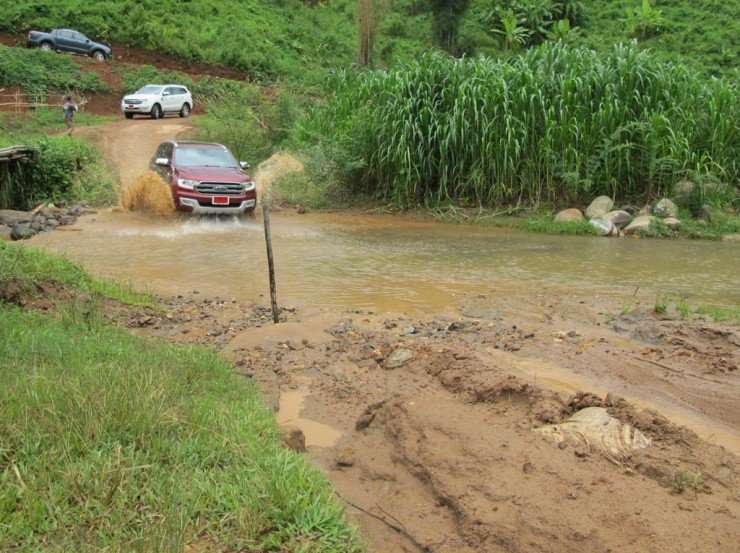 31072015-Car-Ford_Everest_15