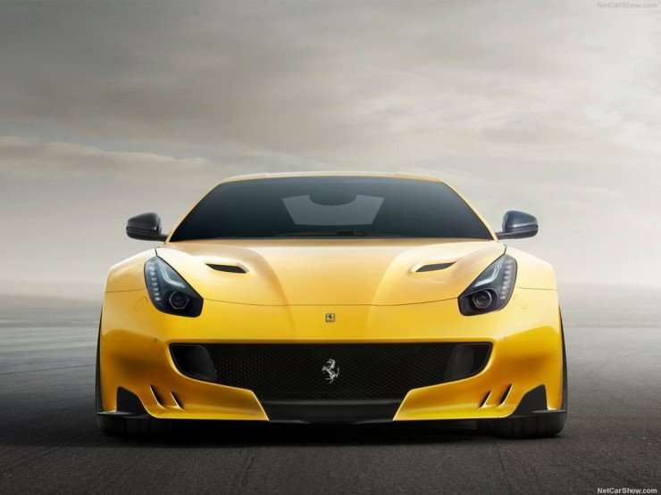 15102015-Car-Ferrari_F12TDF_04