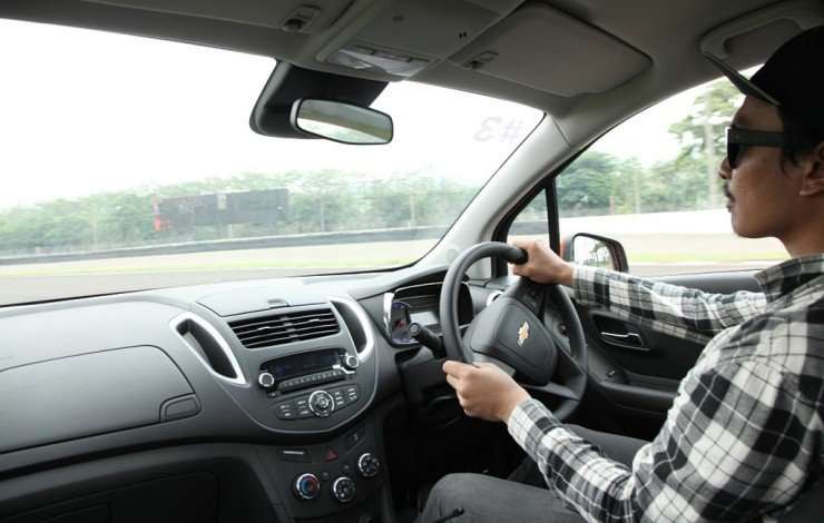 01122015-Car-Chevrolet-Trax_06