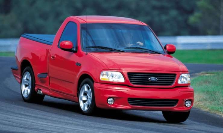 22012016-Car-Ford-F150-2001