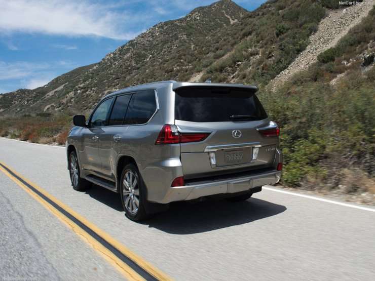 02032016-Car-Lexus-LX570_14