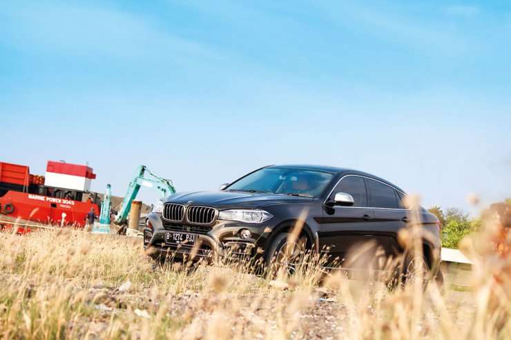 07032016-Car-BMW-X6_01