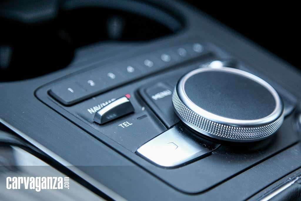 01092016-Car-Audi-A4_06