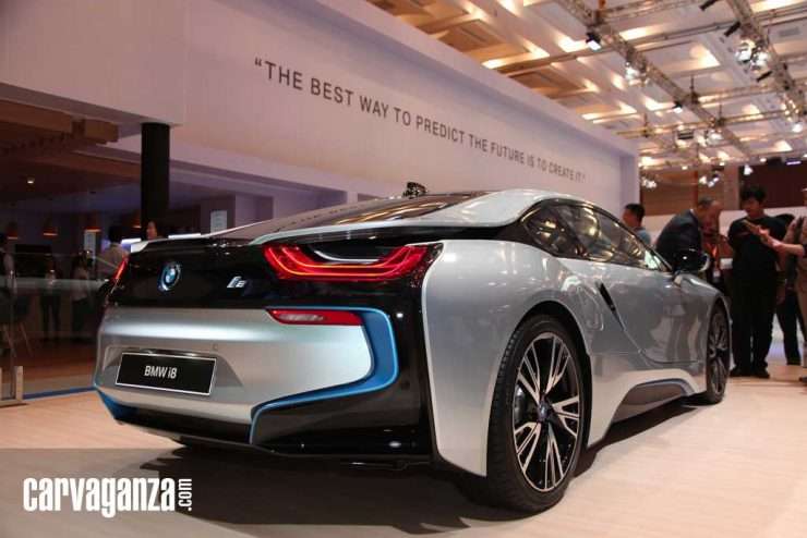 17082016-Car-BMW-i8_02