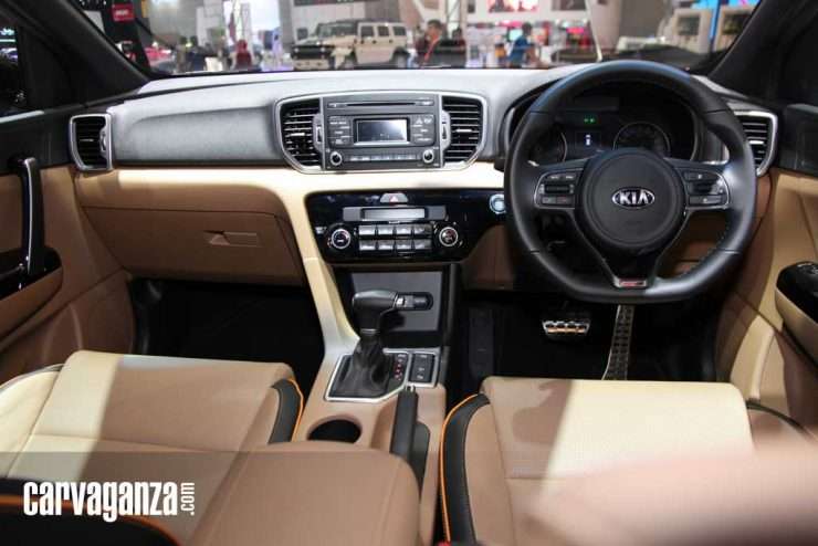 18082016-Car-Kia-Sportage_04
