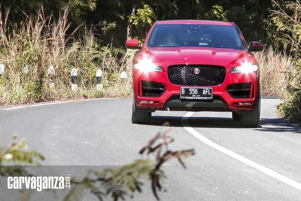23082016-Car-Jaguar-FPace_03