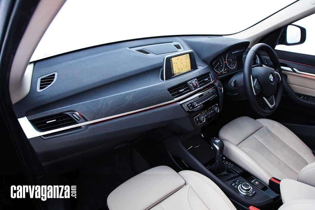 26082016-Car-BMW-X1_05