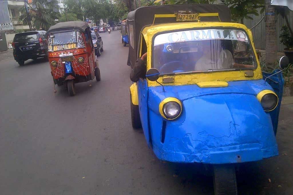 16092016-car-bajaj