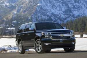 2015-chevrolet-suburban-frontpassview-laketahoe-007
