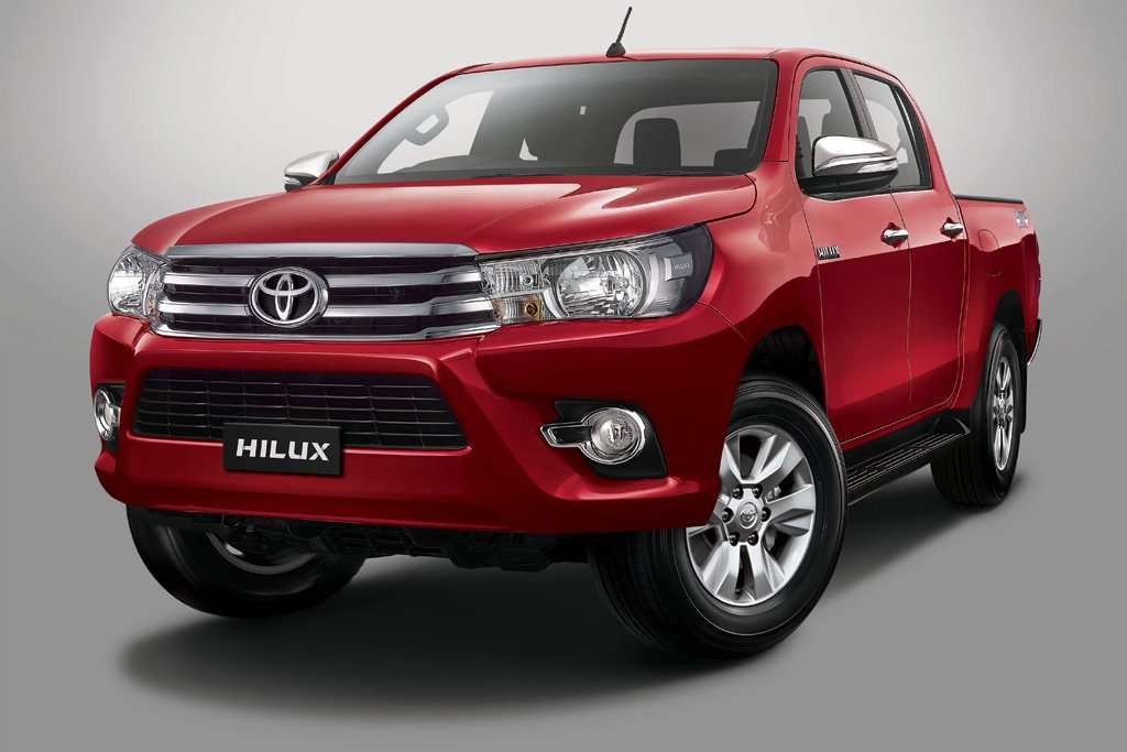 Toyota Hilux 4x4 Gunakan Mesin Baru Punya Fortuner