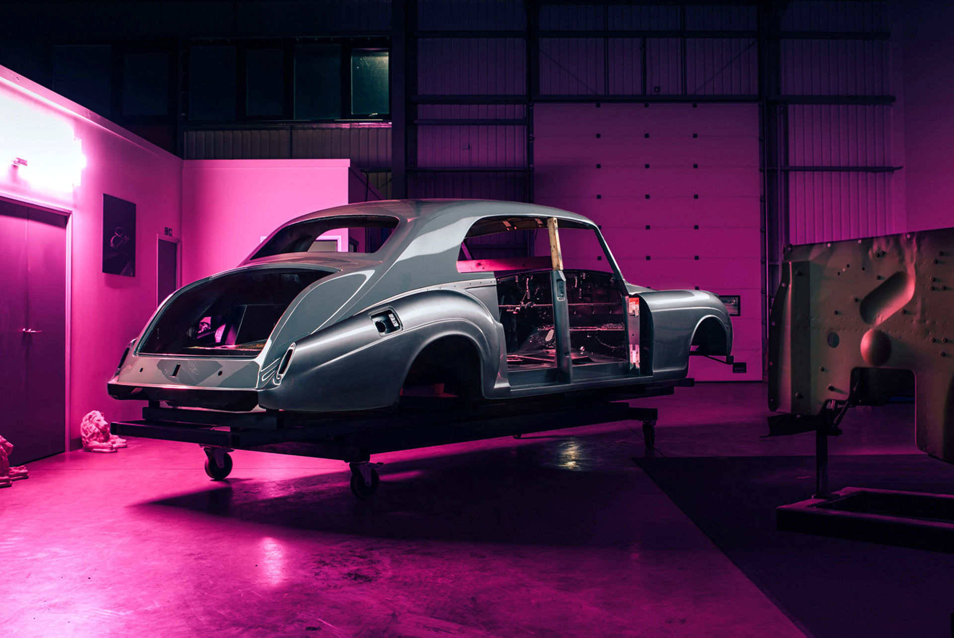 Wow, Mobil Klasik Rolls-Royce Phantom V 1961 Diubah Jadi Mobil Listrik