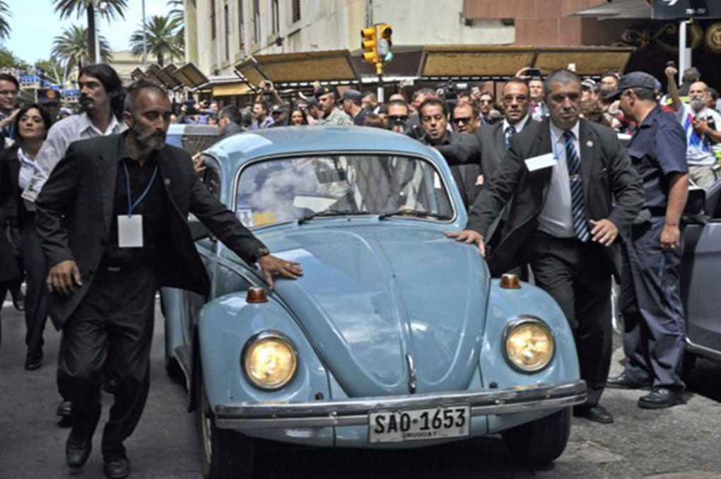 Membandingkan Harga Mobil Kepresidenan Dengan Mobil Terlaris Di Negaranya. Berapa Harga Mobil Dinas Jokowi?