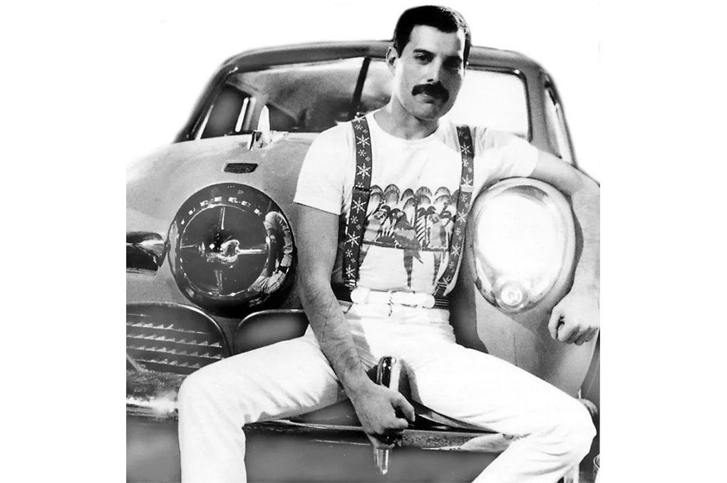 Mobil-Mobil Yang Pernah Dimiliki Freddie Mercury