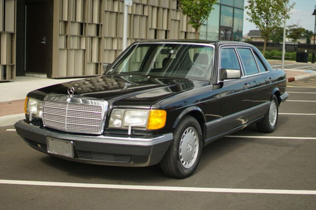 Mobil-Mobil Yang Pernah Dimiliki Freddie Mercury