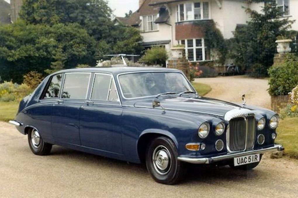 Mobil-Mobil Yang Pernah Dimiliki Freddie Mercury