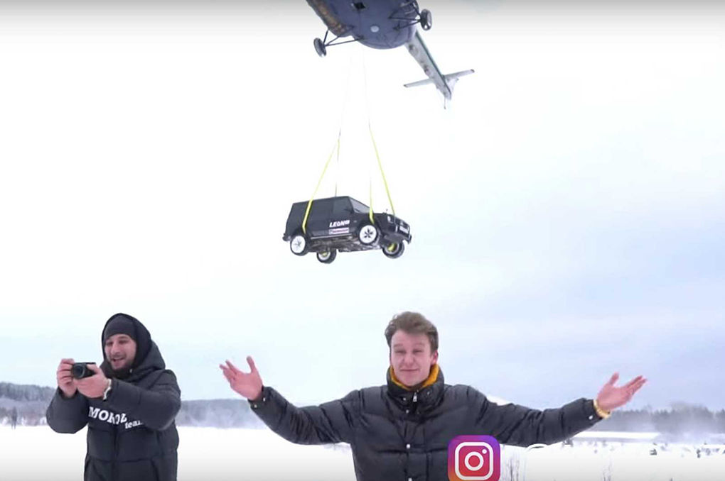 Sadis! Kecewa Berat Dengan Layanan Pelanggan, Para Pemilik Ini Hancurkan Mobil Mewahnya