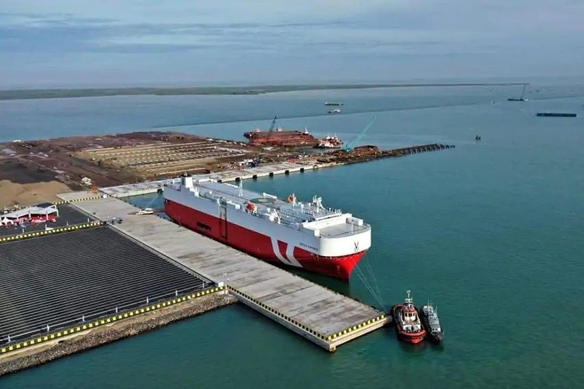 Perdana, 140 Mobil Diekspor Melalui Pelabuhan Patimban, Subang