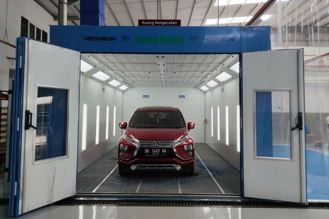 Cat and body repair Mitsubishi Banjarmasin