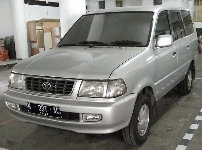 Toyota Kijang Kapsul