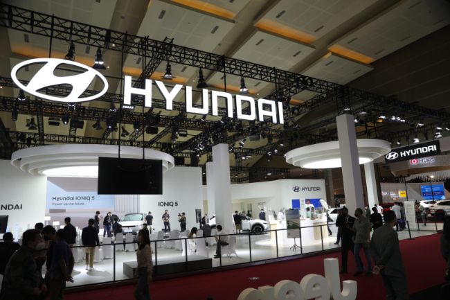 Booth Hyundai di IIMS 2022