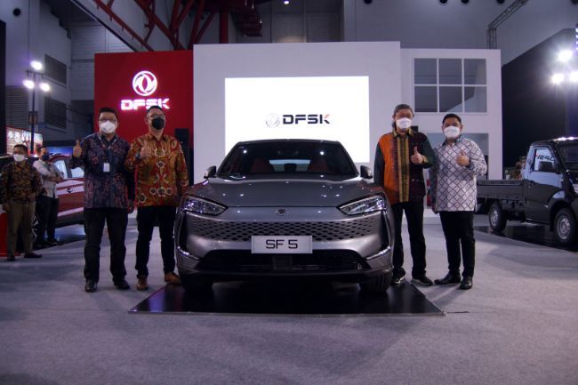 DFSK Seres SF5 di IIMS 2022