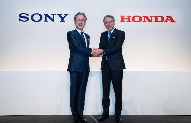 Kerjasama Honda dengan Sony