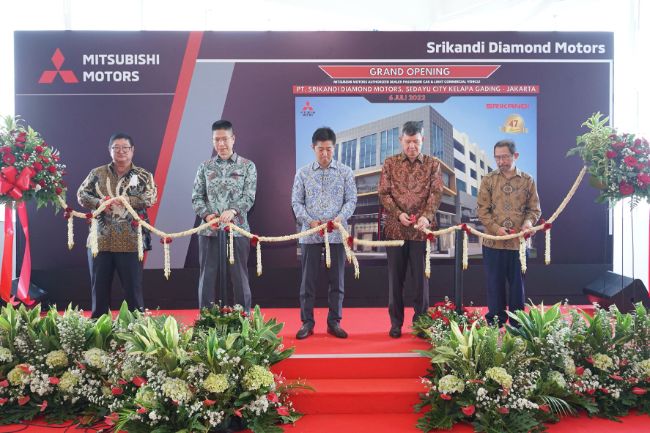 Peresmian diler Mitsubishi Kelapa Gading