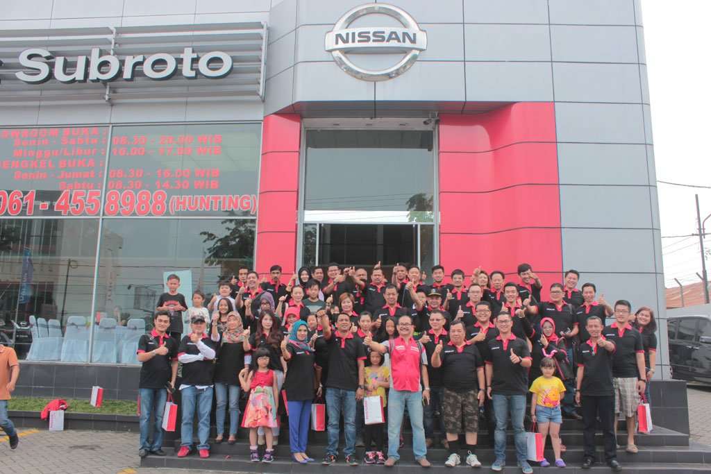 Konvoi 80 All-New Nissan X-Trail di Medan Konvoi 80 All-New Nissan X-Trail di Medan