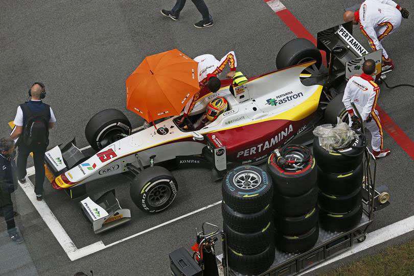 GP2 Series: Rio Haryanto Kumandangkan Indonesia Raya di Austria GP2 Series: Rio Haryanto Kumandangkan Indonesia Raya di Austria