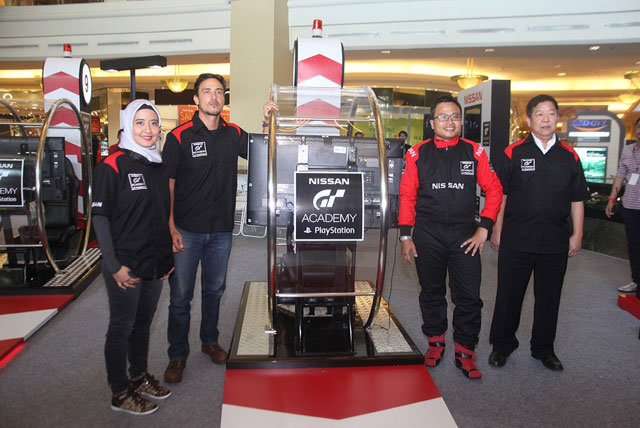 Nissan Cari Pembalap Lewat Lomba Balap Virtual Nissan Cari Pembalap Lewat Lomba Balap Virtual