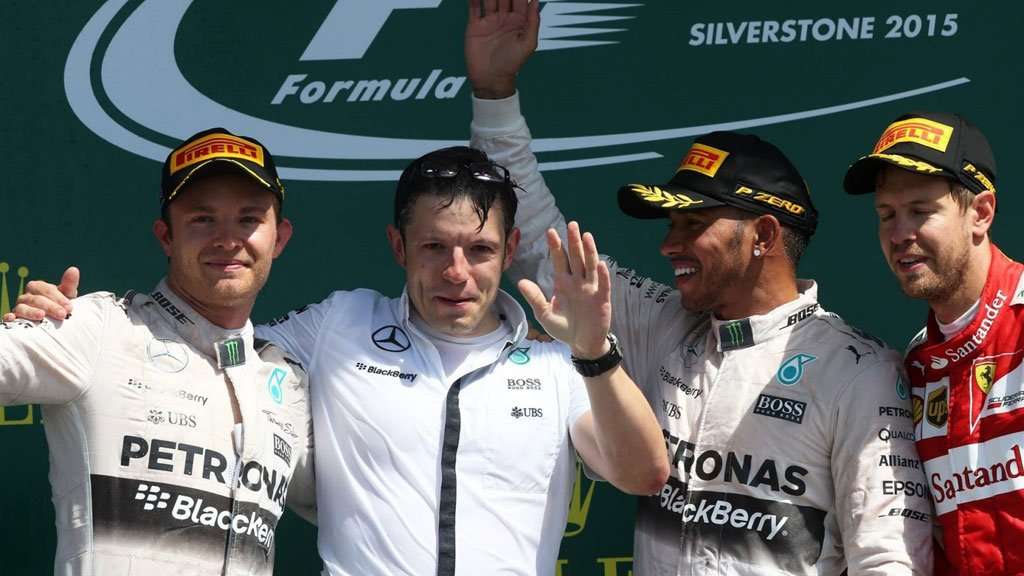 F1: Lewis Hamilton Makin Mantap di Puncak Klasemen F1: Lewis Hamilton Makin Mantap di Puncak Klasemen