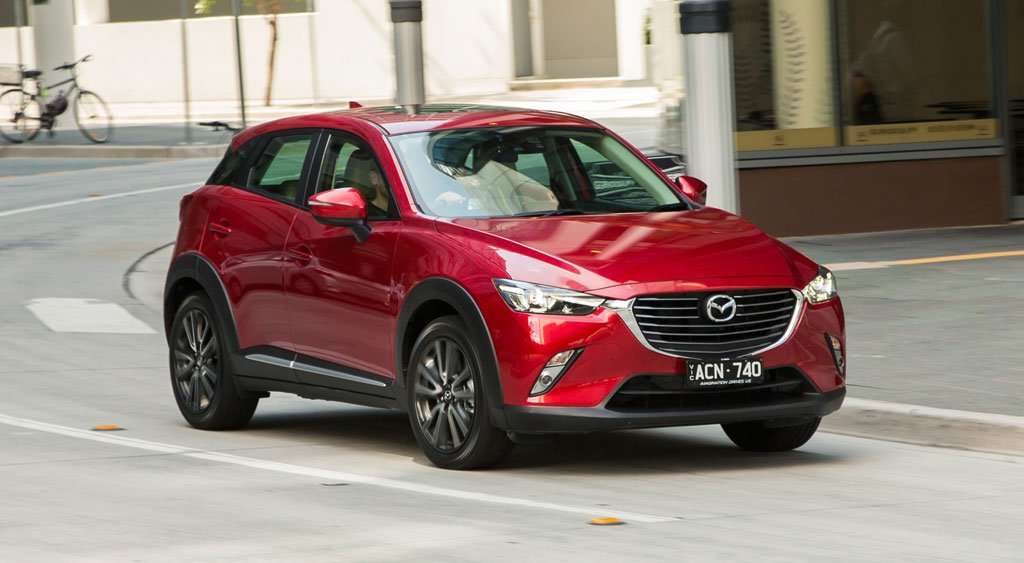 Video: Mazda CX-3 vs Tokyo Video: Mazda CX-3 vs Tokyo