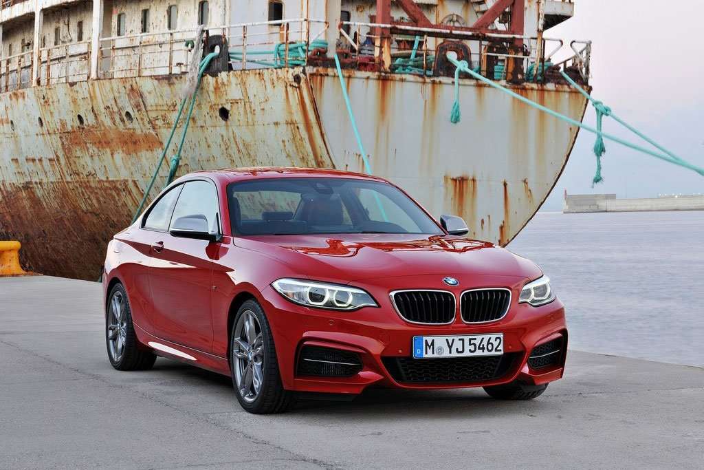 BMW M2 2016 Bakal Punya Tenaga 370 HP BMW M2 2016 Bakal Punya Tenaga 370 HP