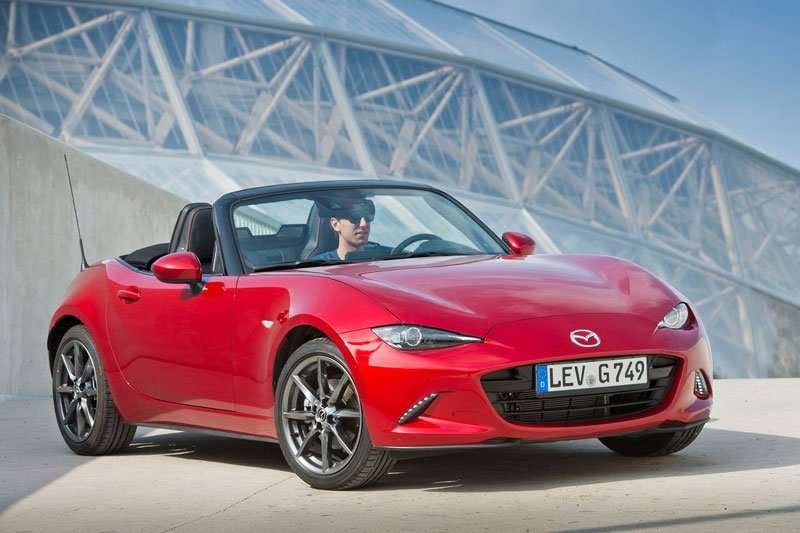 Video: Mazda MX-5, Look Up Video: Mazda MX-5, Look Up