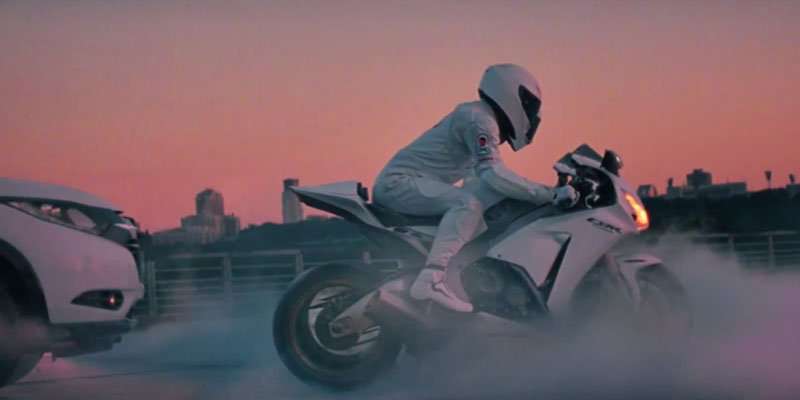 Video: Honda Ignition Menampilkan HR-V, Civic Type R, dan NSX! Video: Honda Ignition Menampilkan HR-V, Civic Type R, dan NSX!