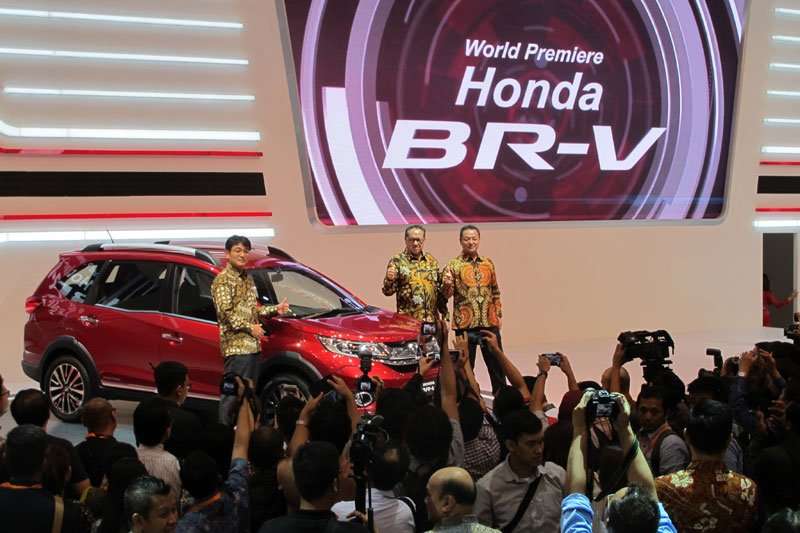 GIIAS 2015: Honda BR-V Lakoni Debutnya GIIAS 2015: Honda BR-V Lakoni Debutnya