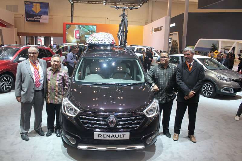 GIIAS 2015: Renault Tawarkan Duster Baru GIIAS 2015: Renault Tawarkan Duster Baru