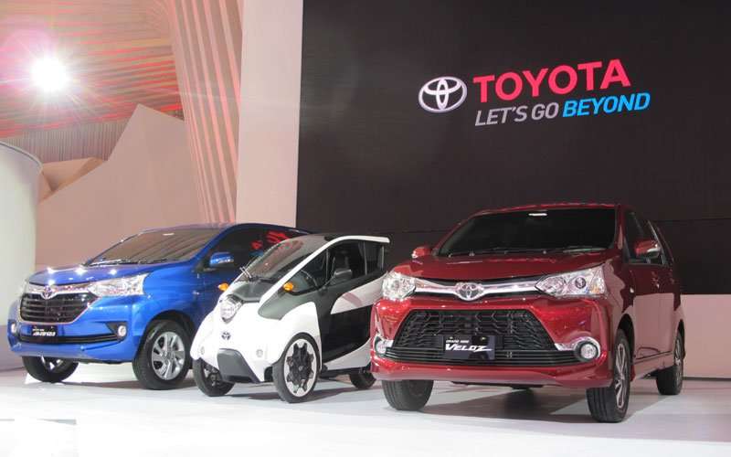 GIIAS 2015: 4 Mobil Baru Hiasi Booth Toyota GIIAS 2015: 4 Mobil Baru Hiasi Booth Toyota