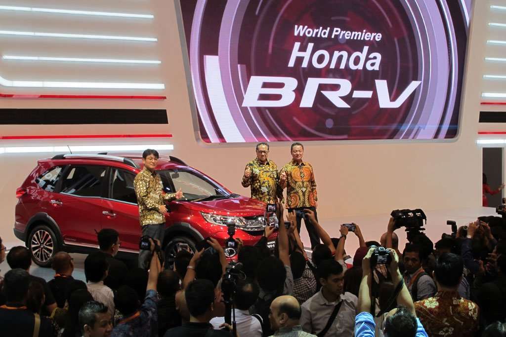 GIIAS 2015: Wuih, 5 Hari Pengunjung Sudah Lampaui 200 Ribu GIIAS 2015: Wuih, 5 Hari Pengunjung Sudah Lampaui 200 Ribu