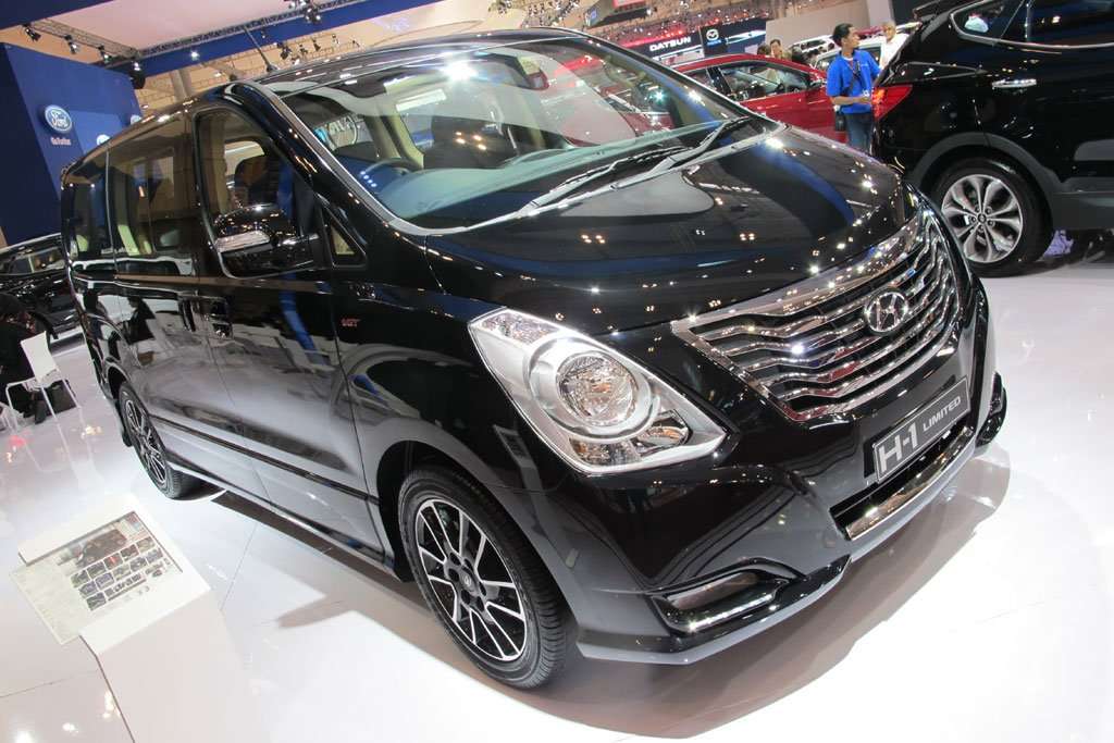Hyundai H1 Limited Black Edition, Serba Hitam Hyundai H1 Limited Black Edition, Serba Hitam