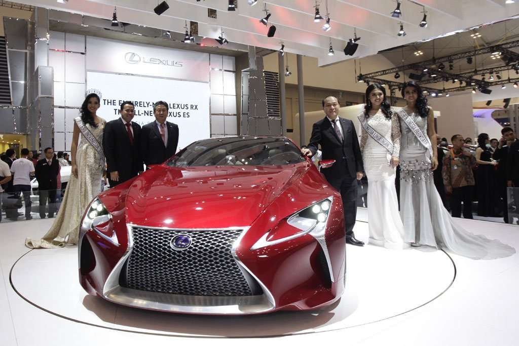 GIIAS 2015: Lexus Tampilkan 2 Mobil Konsep Keren GIIAS 2015: Lexus Tampilkan 2 Mobil Konsep Keren