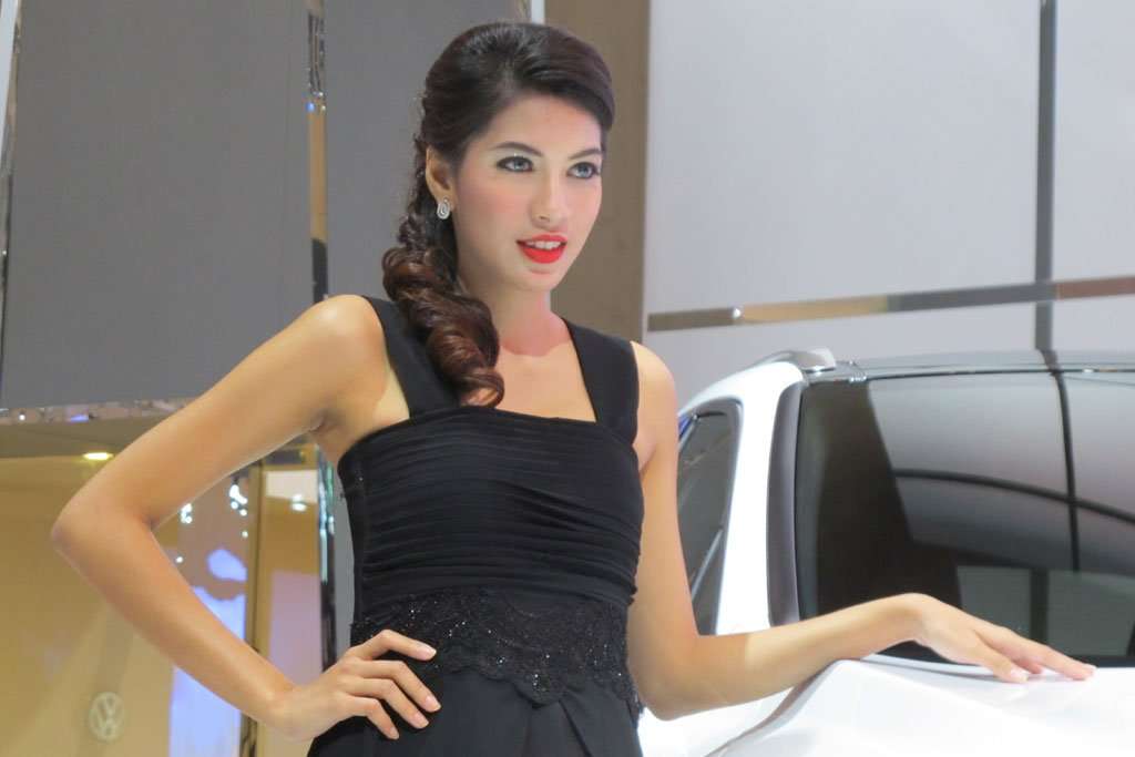 Galeri Foto: Perempuan-Perempuan Cantik di GIIAS 2015 Galeri Foto: Perempuan-Perempuan Cantik di GIIAS 2015