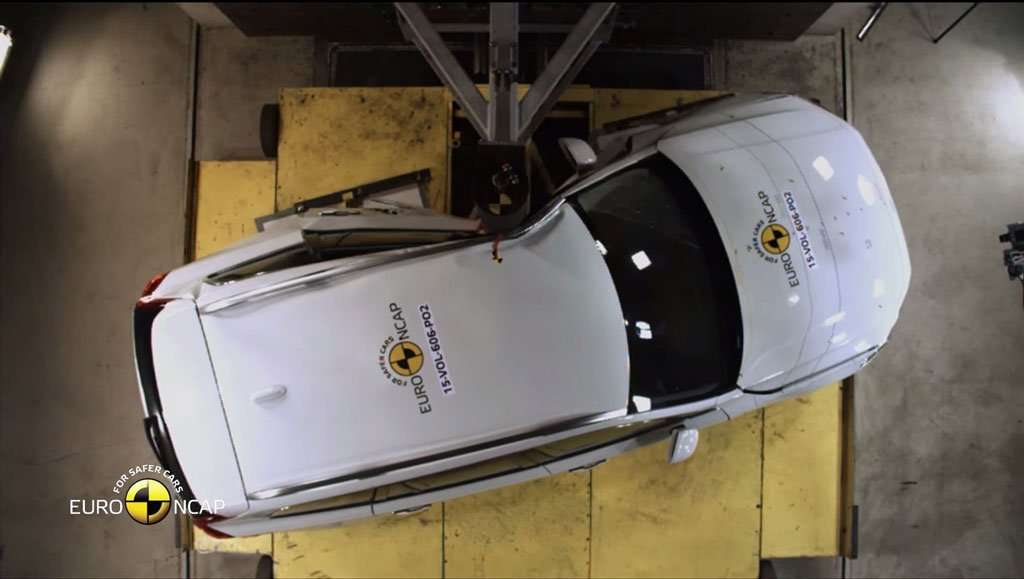 Volvo XC90 Dapat 5 Bintang Tes Euro NCAP Volvo XC90 Dapat 5 Bintang Tes Euro NCAP