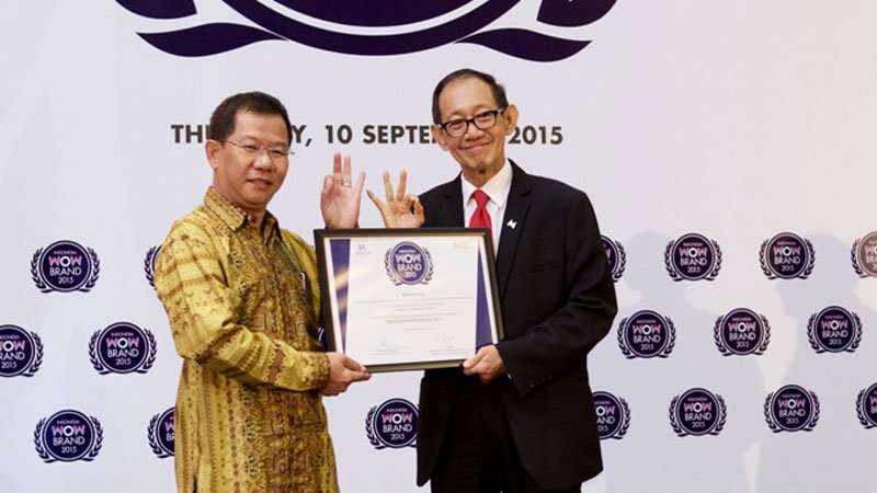 Prestone Kembali Raih WOW of Indonesia Brand 2015 Prestone Kembali Raih WOW of Indonesia Brand 2015