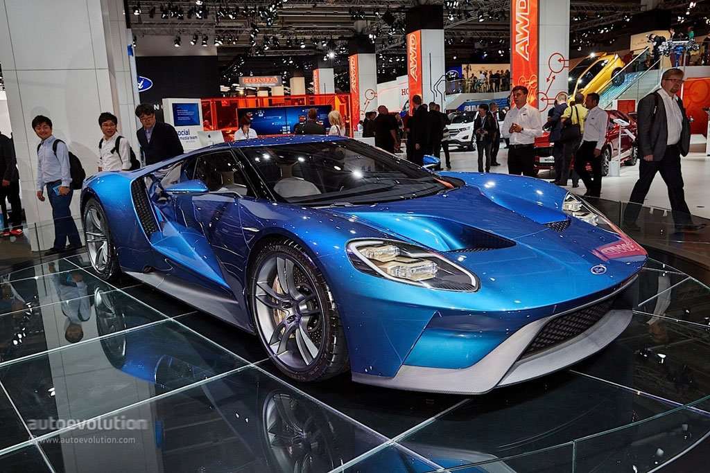 Ford GT Supercar Bertenaga 630 HP Ford GT Supercar Bertenaga 630 HP