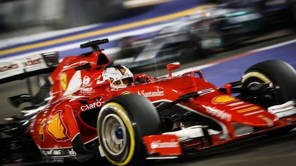 F1: Vettel Tercepat, Ferarri Ungguli Mercedes F1: Vettel Tercepat, Ferarri Ungguli Mercedes