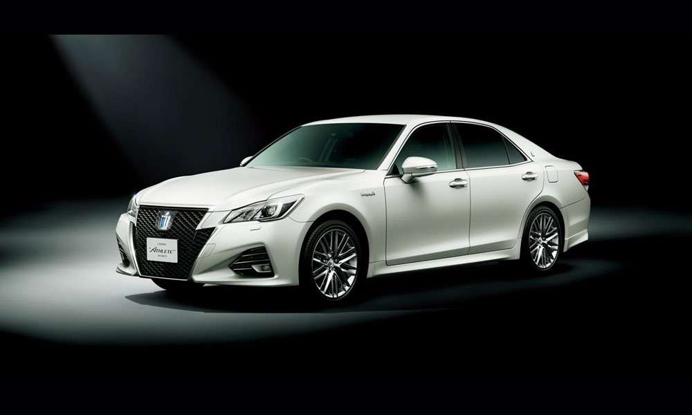 Toyota Crown Menggunakan Mesin 2.0 Liter Turbo Toyota Crown Menggunakan Mesin 2.0 Liter Turbo