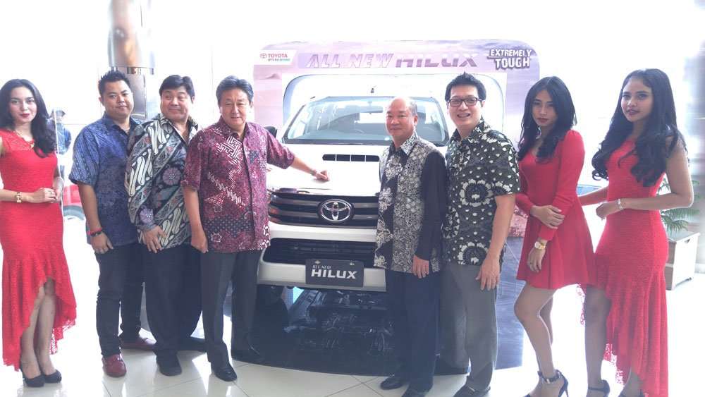 Toyota Perkenalkan All New Hilux di Sumatera Utara Toyota Perkenalkan All New Hilux di Sumatera Utara