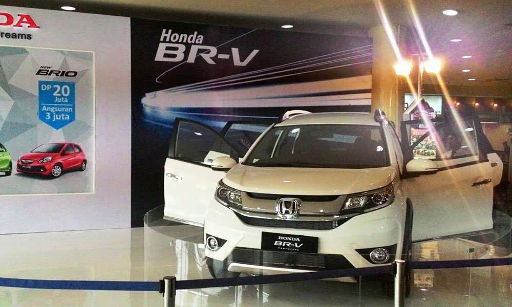 Roadshow Honda BR-V Berlanjut di Cilegon Roadshow Honda BR-V Berlanjut di Cilegon